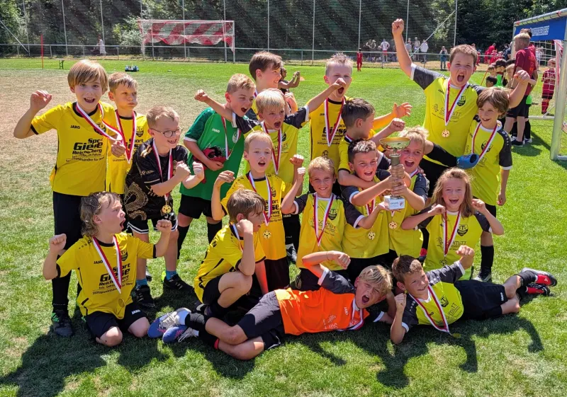 Turniersieg der U9 beim Waldfest des SV Kist